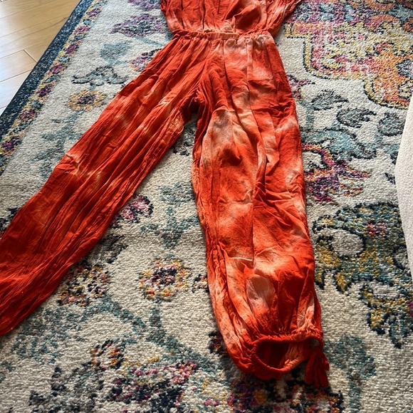 Jens Pirate Booty Tie Dye Romper - Picture 2 of 4